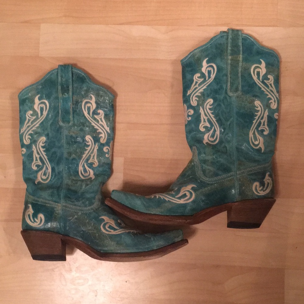 Woman’s Corral teal cowboy boots